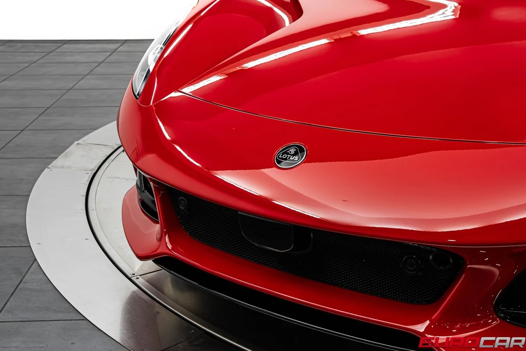 2026 Lotus Emira - Image 9 of 31