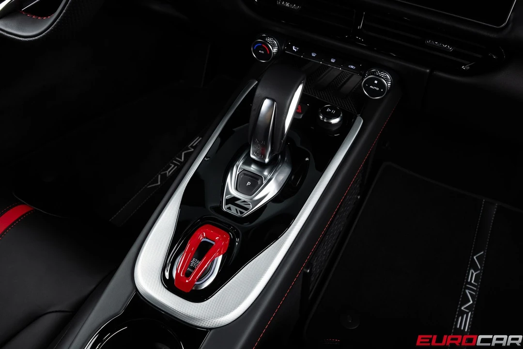 2026 Lotus Emira - Image 29 of 31