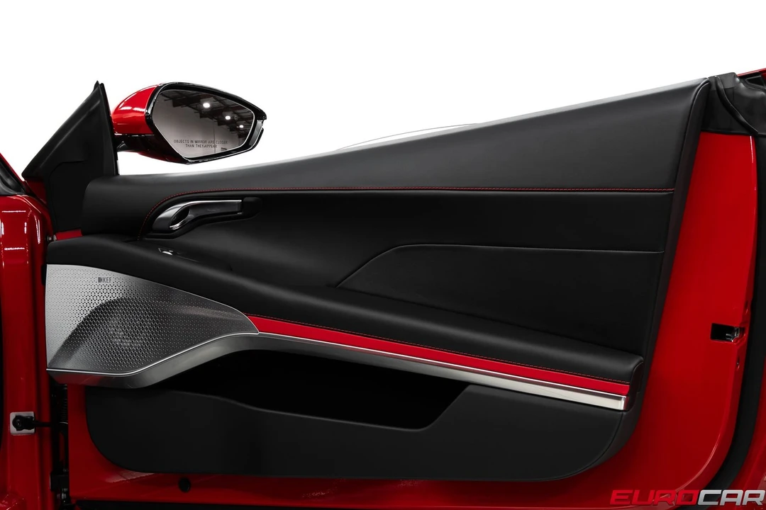 2026 Lotus Emira - Image 23 of 31