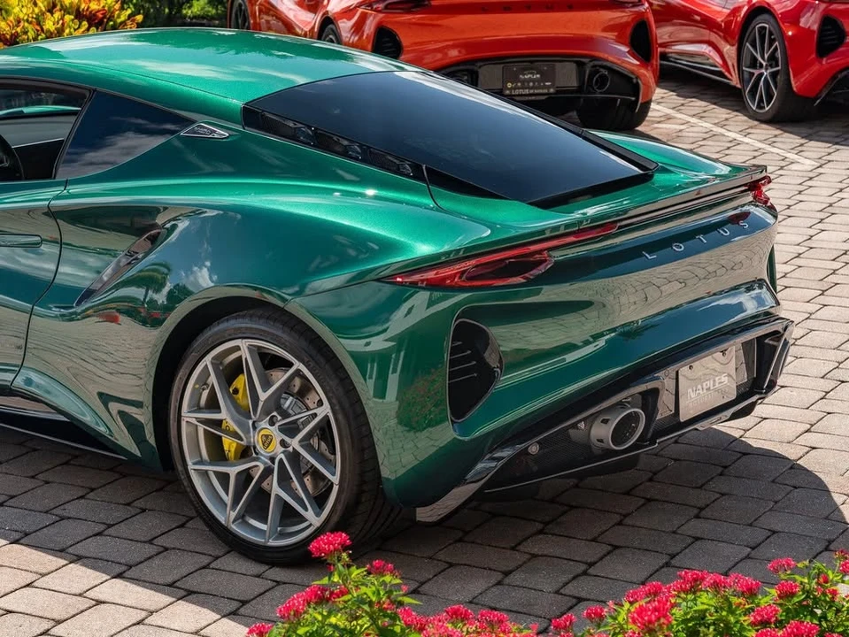 2026 Lotus Emira - Image 20 of 20