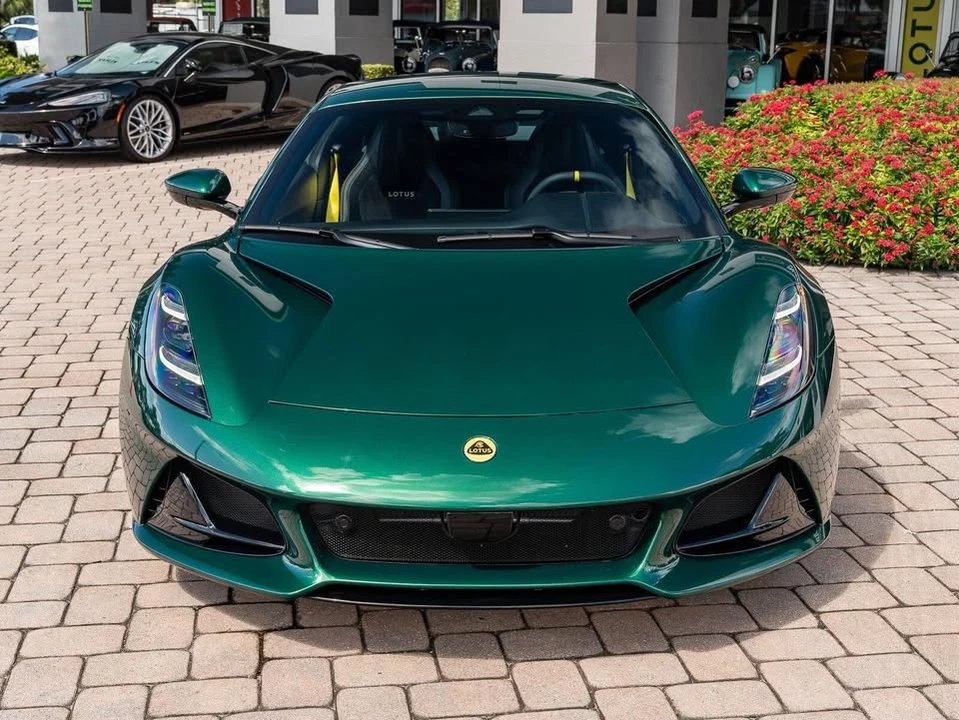 2026 Lotus Emira - Image 10 of 20