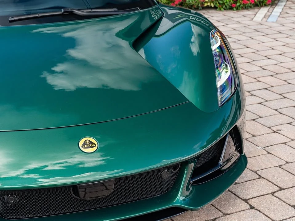 2026 Lotus Emira - Image 7 of 20