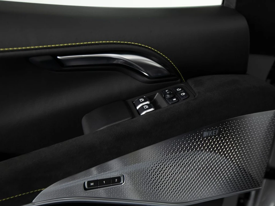 2026 Lotus Emira - Image 11 of 31