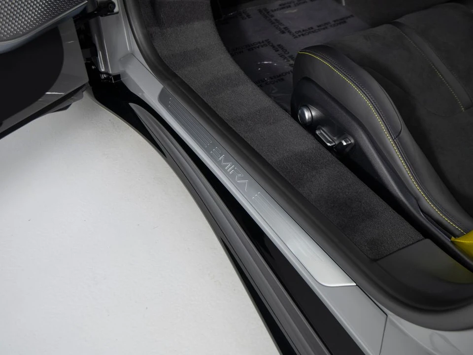 2026 Lotus Emira - Image 15 of 31