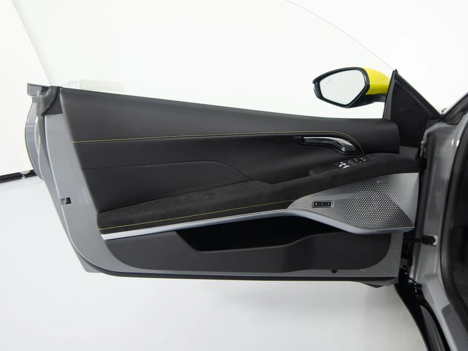 2026 Lotus Emira - Image 10 of 31