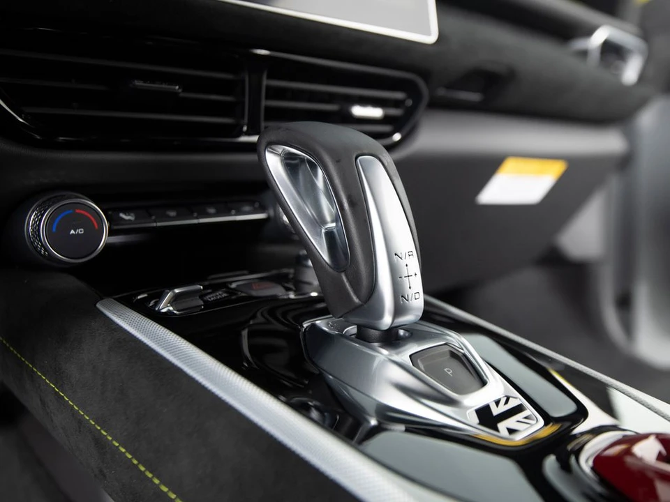 2026 Lotus Emira - Image 25 of 31