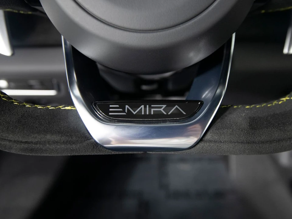 2026 Lotus Emira - Image 28 of 31