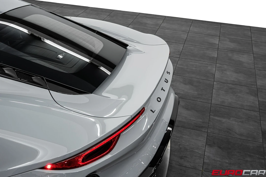 2026 Lotus Emira - Image 19 of 31