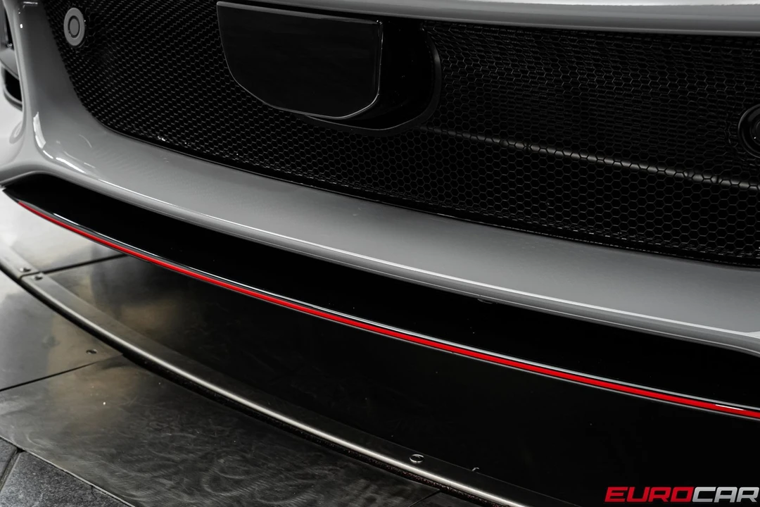 2026 Lotus Emira - Image 10 of 31