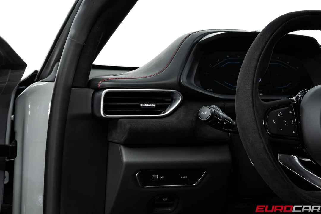 2026 Lotus Emira - Image 29 of 31