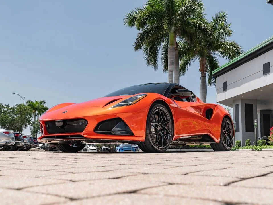 2026 Lotus Emira - Image 4 of 19