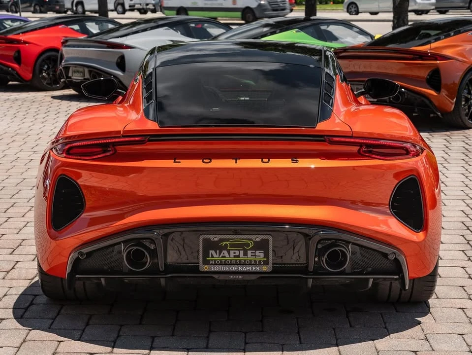 2026 Lotus Emira - Image 15 of 19