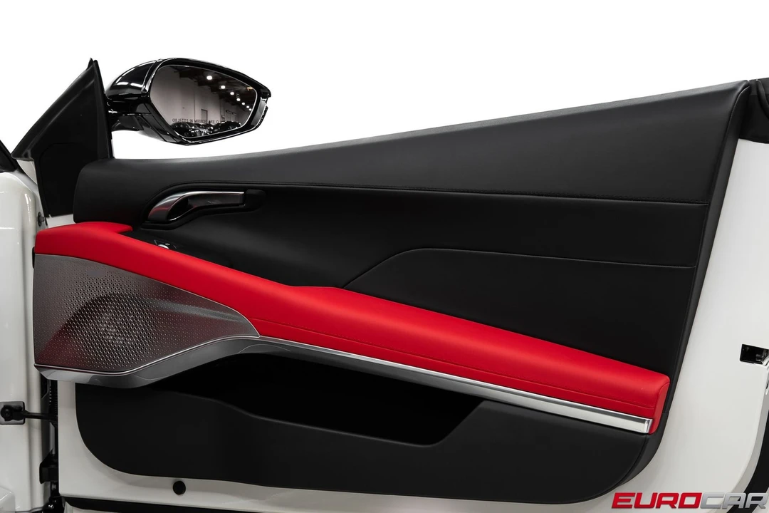 2026 Lotus Emira - Image 26 of 31