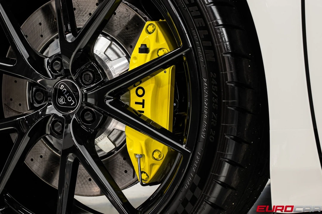 2026 Lotus Emira - Image 25 of 31