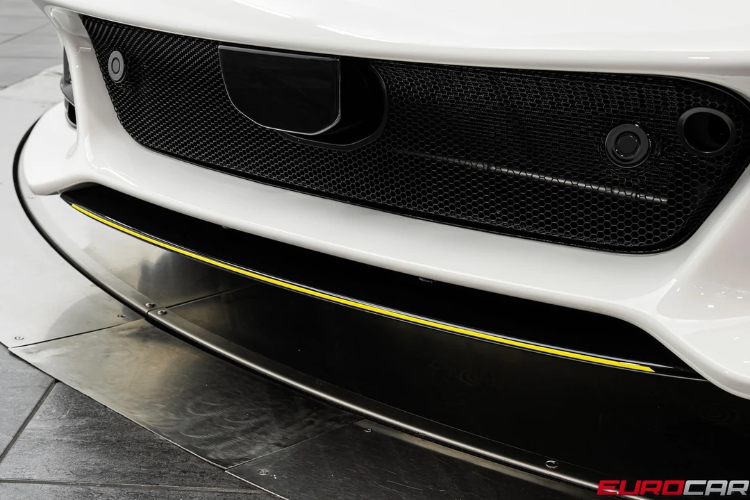 2026 Lotus Emira - Image 10 of 31