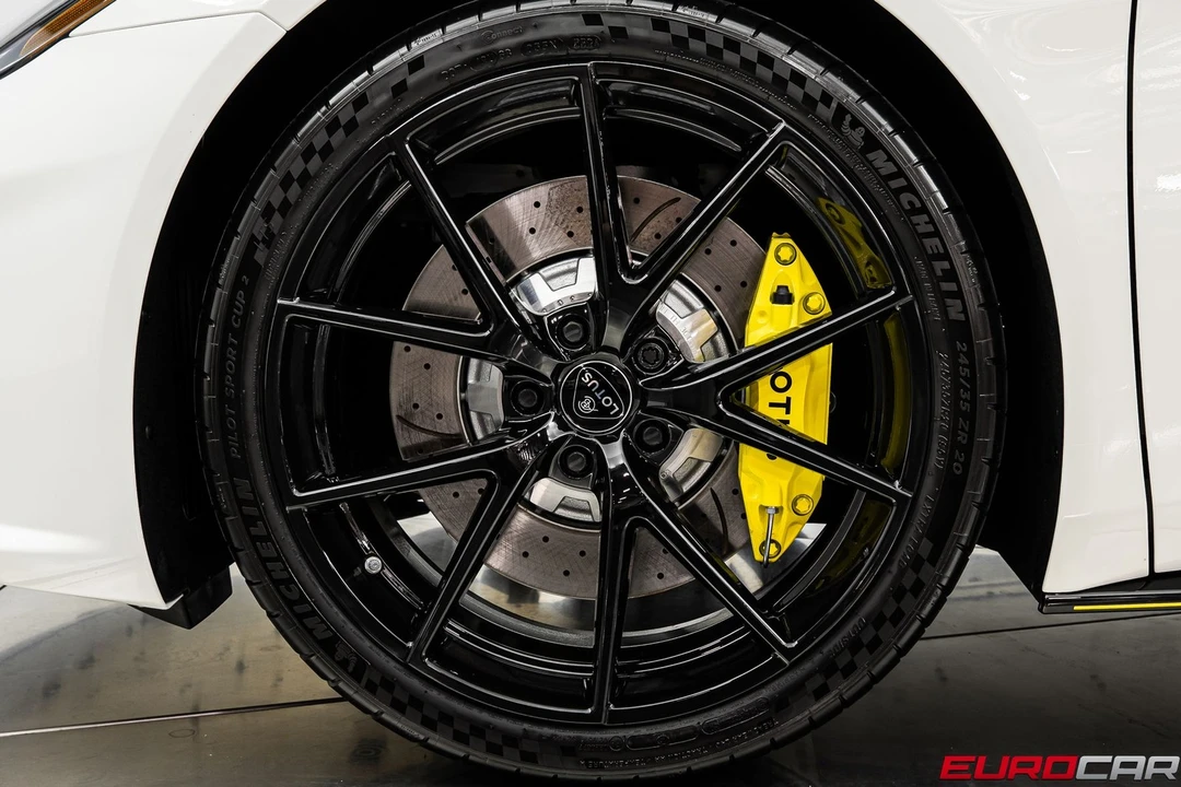 2026 Lotus Emira - Image 24 of 31