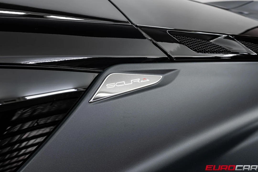 2026 Lotus Emira - Image 14 of 31