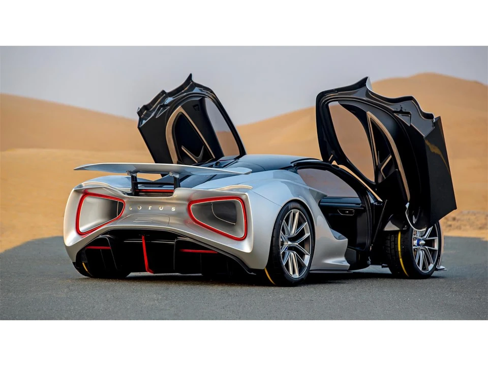 2026 Lotus Evija - Image 3 of 31