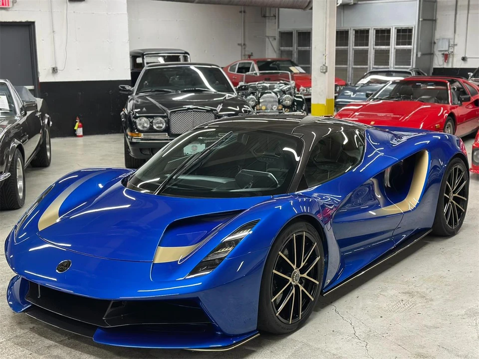2026 Lotus Evija - Image 9 of 31