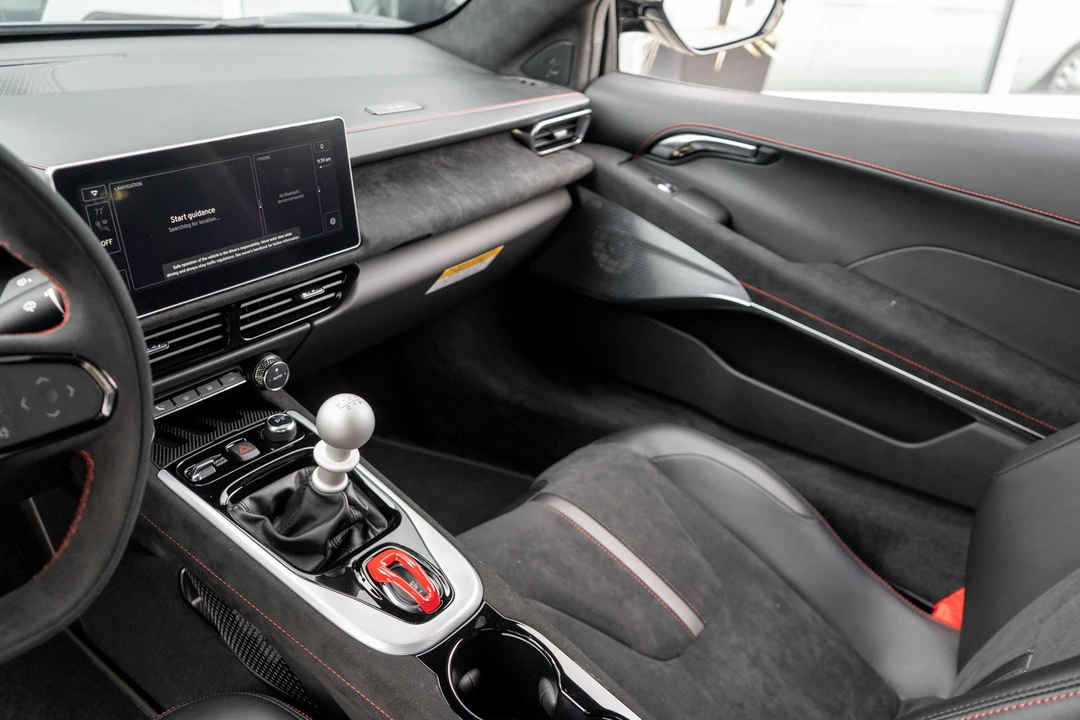 2026 Lotus Evora - Image 13 of 31