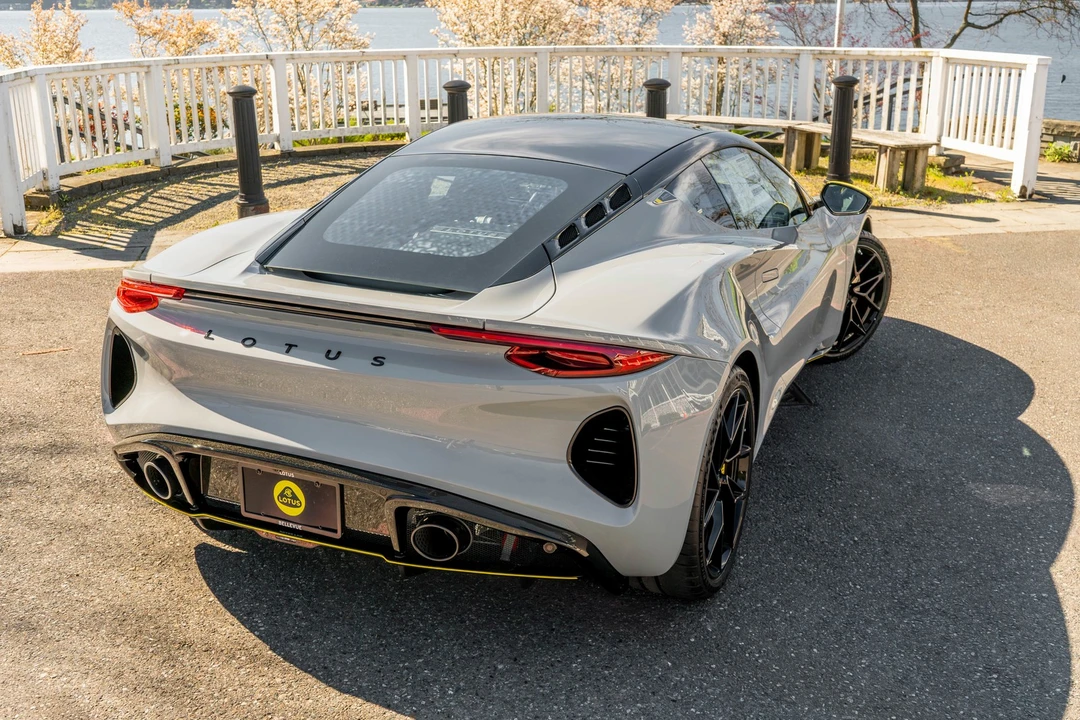 2026 Lotus Evora - Image 5 of 31