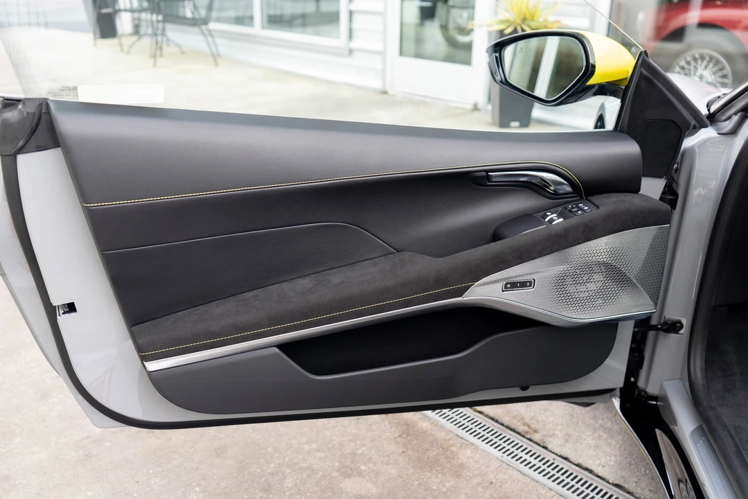 2026 Lotus Evora - Image 10 of 31