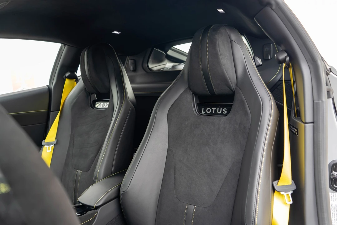 2026 Lotus Evora - Image 9 of 31
