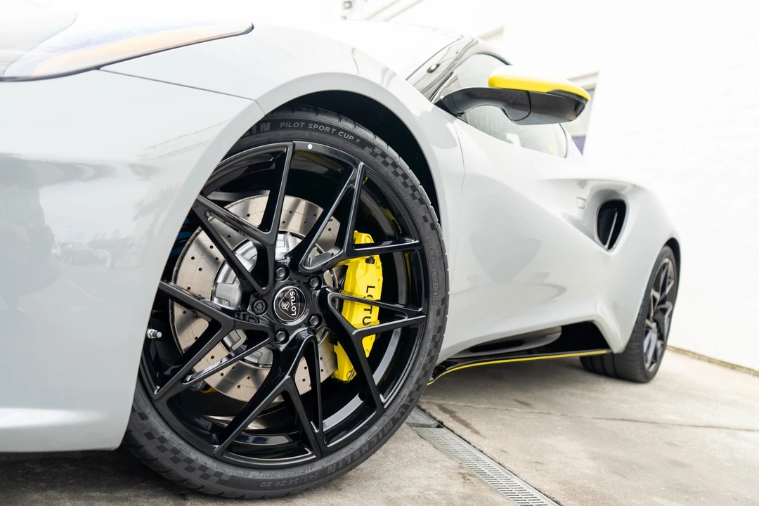 2026 Lotus Evora - Image 3 of 31