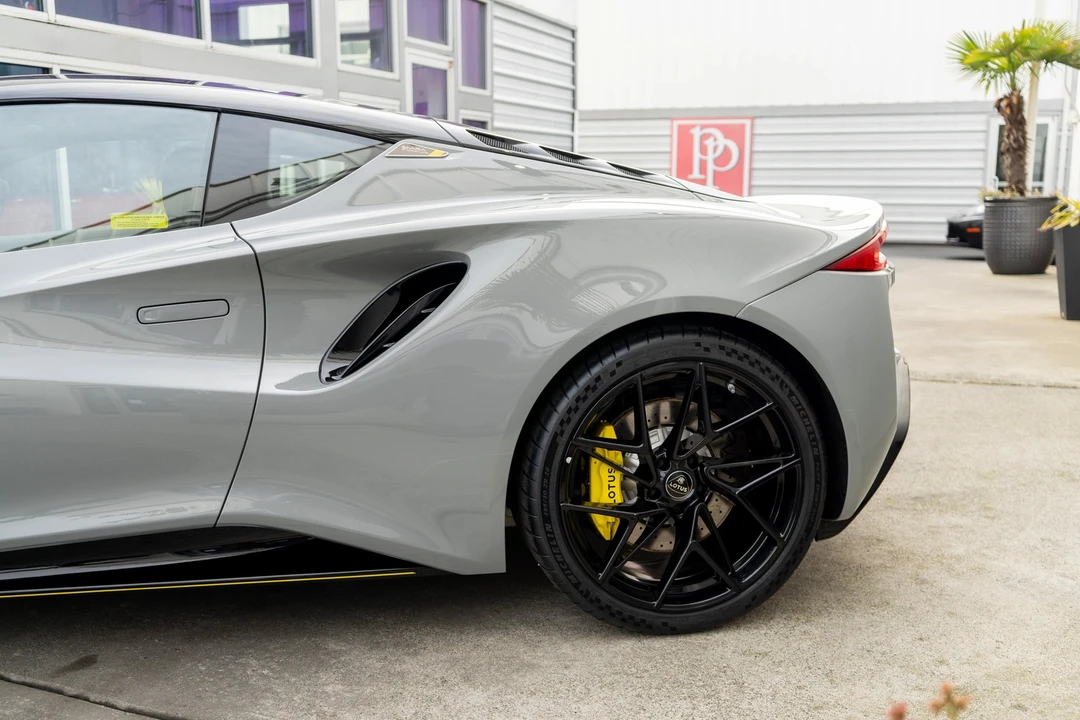 2026 Lotus Evora - Image 4 of 31