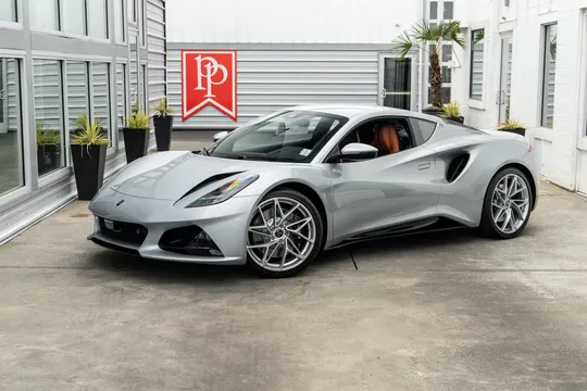 2026 Lotus Emira V6 SE