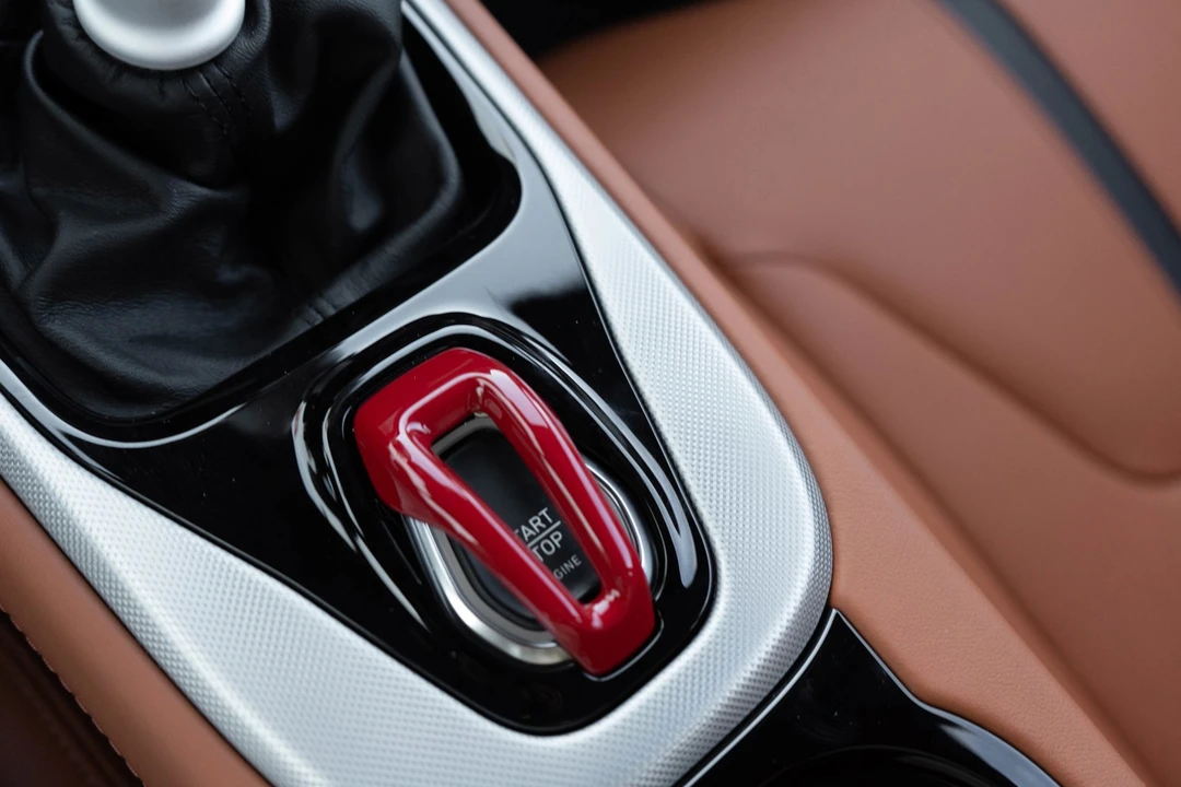 2026 Lotus Evora - Image 19 of 30