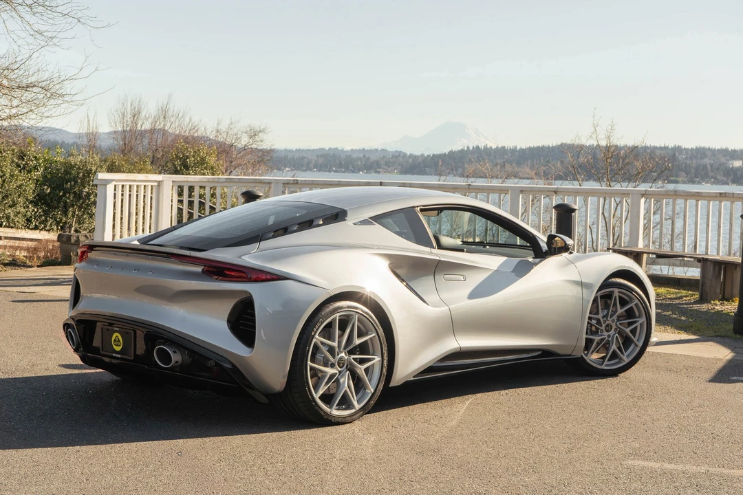 2026 Lotus Evora - Image 8 of 27