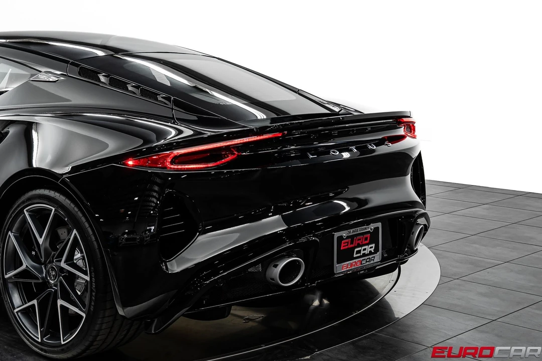 2026 Lotus Evora - Image 16 of 31