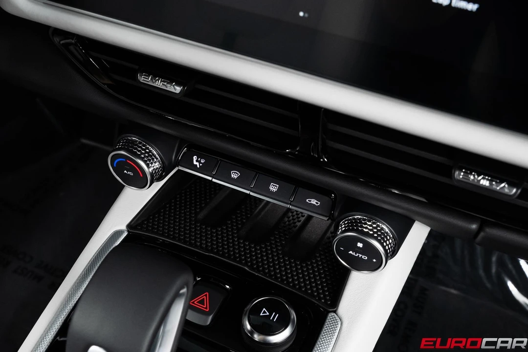 2026 Lotus Evora - Image 31 of 31
