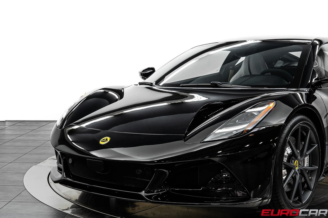 2026 Lotus Evora - Image 12 of 31
