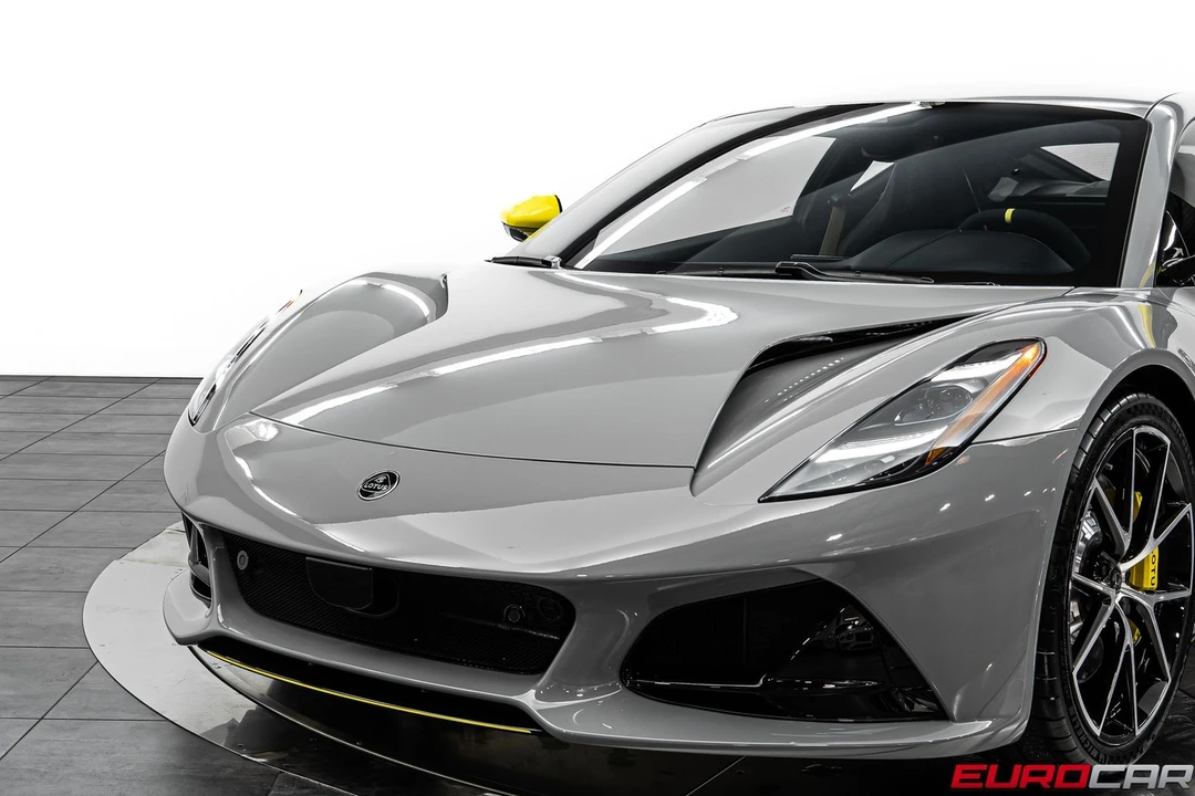 2026 Lotus Evora - Image 13 of 31