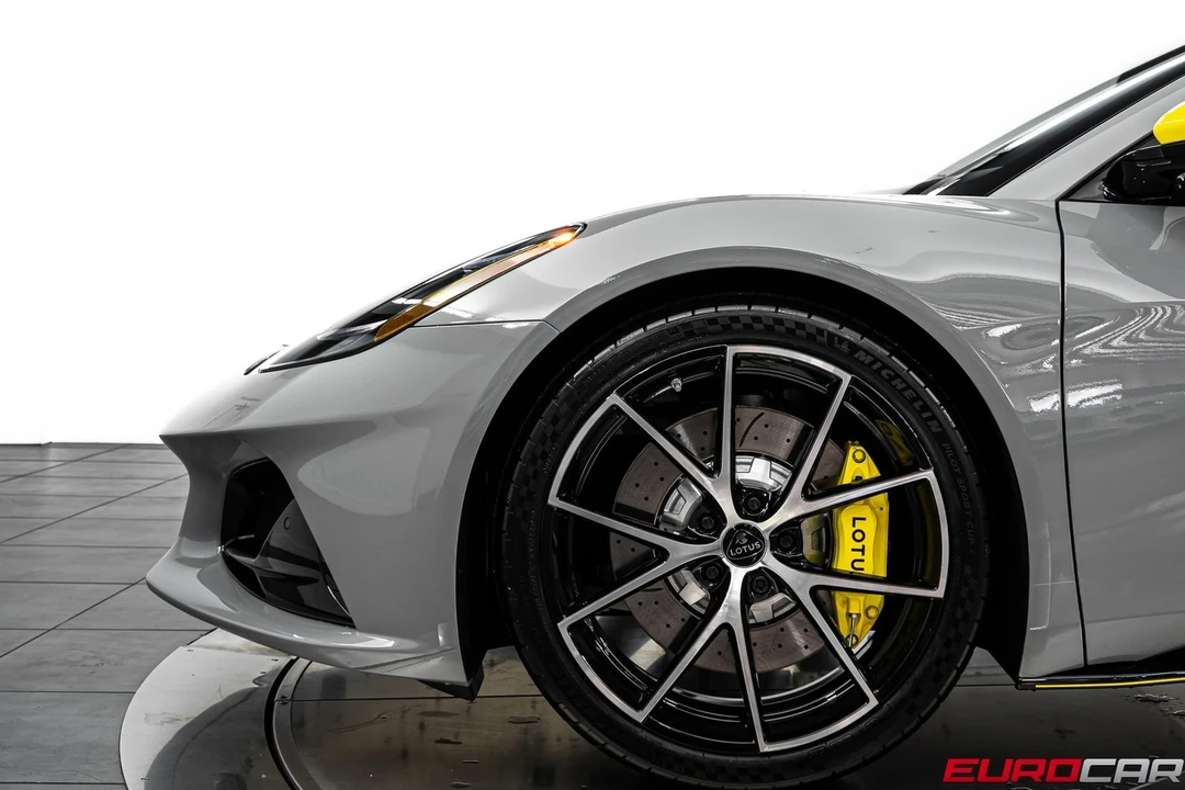 2026 Lotus Evora - Image 14 of 31