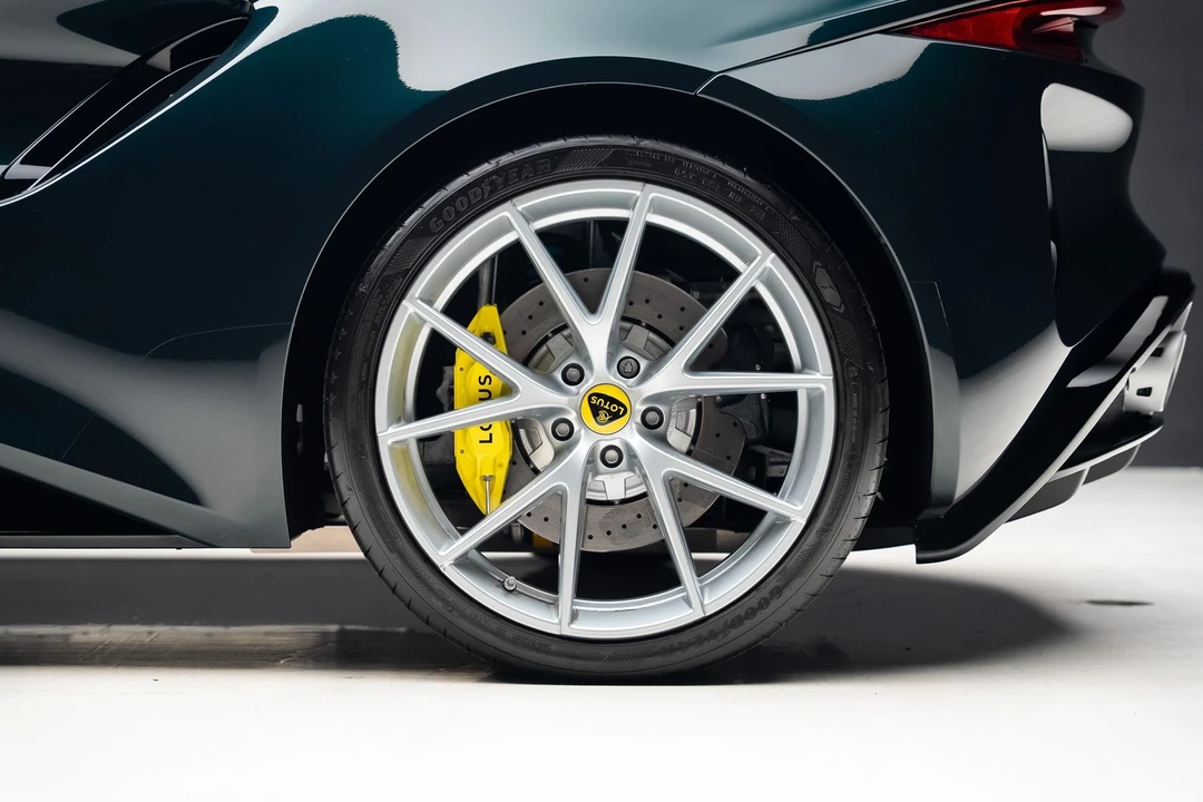 2026 Lotus Evora - Image 21 of 31