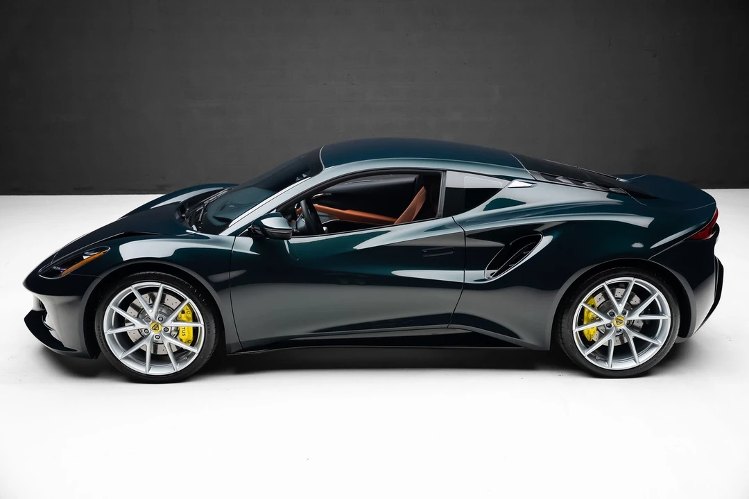 2026 Lotus Evora - Image 16 of 31
