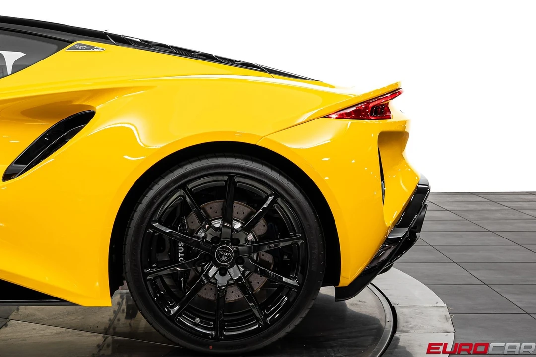 2026 Lotus Evora - Image 16 of 31