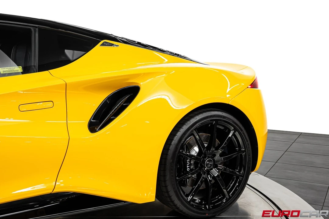 2026 Lotus Evora - Image 15 of 31