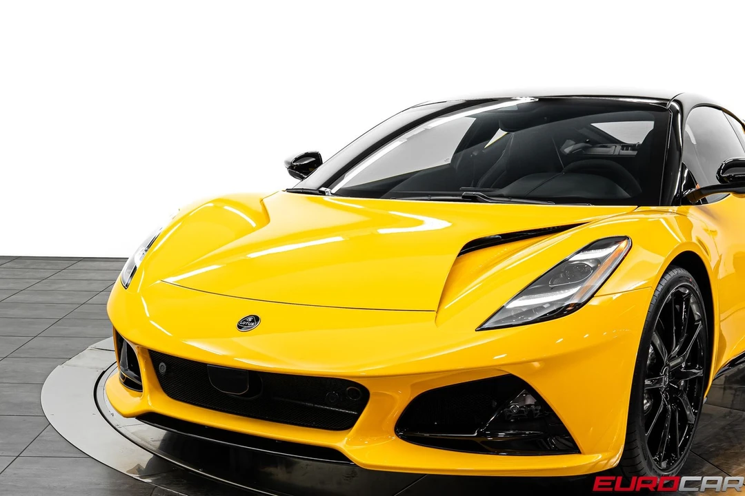 2026 Lotus Evora - Image 12 of 31