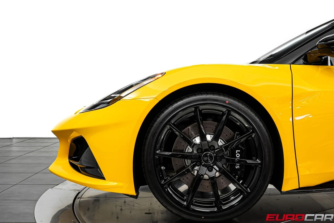 2026 Lotus Evora - Image 13 of 31