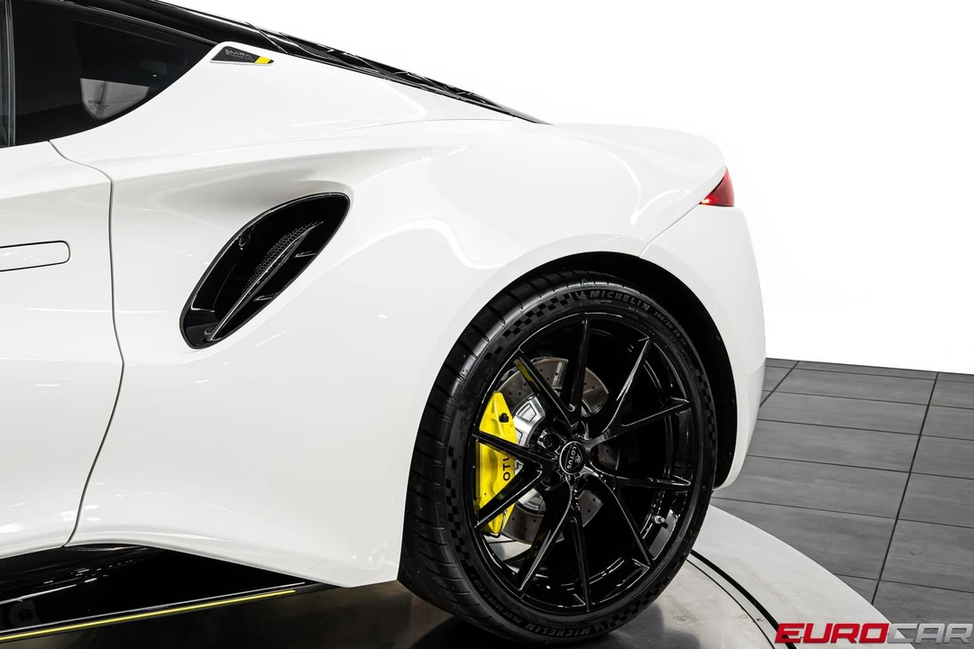 2026 Lotus Evora - Image 16 of 31