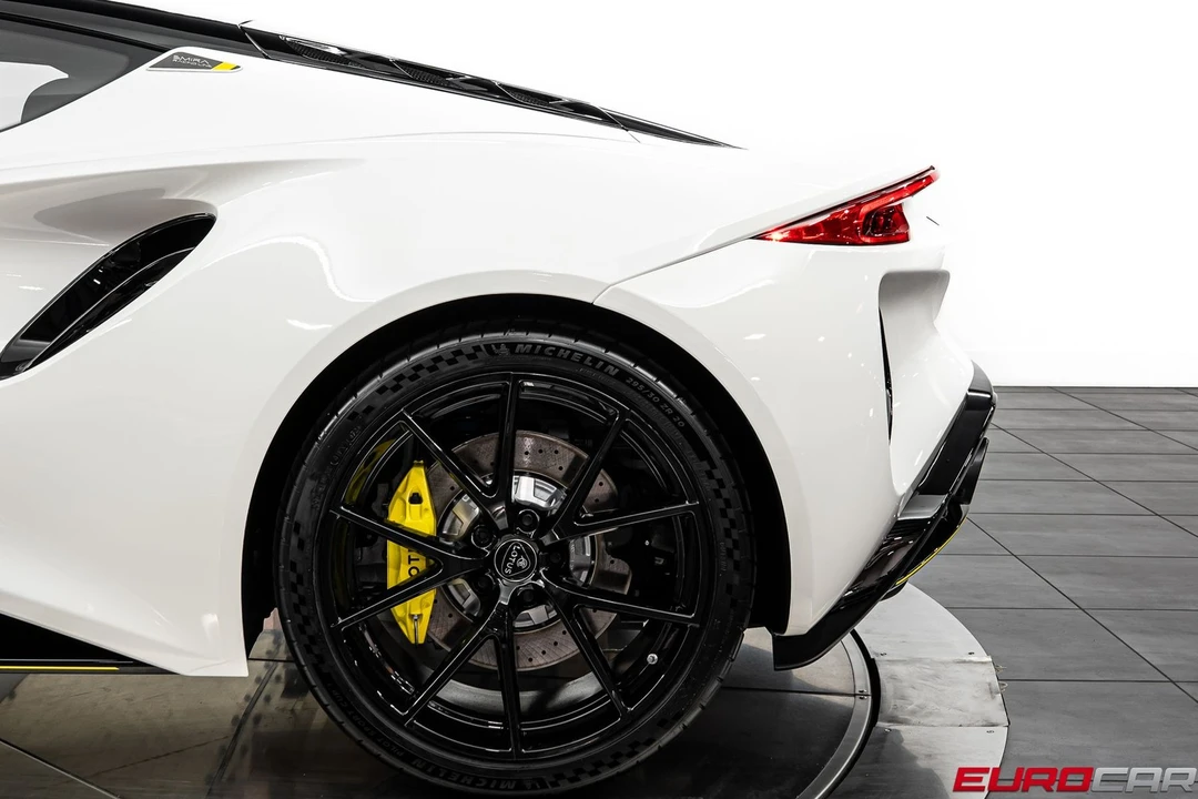 2026 Lotus Evora - Image 17 of 31