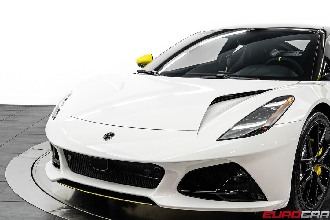 2026 Lotus Evora - Image 12 of 31