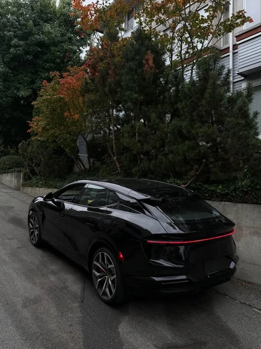 2026 Lotus Eletre - Image 8 of 19