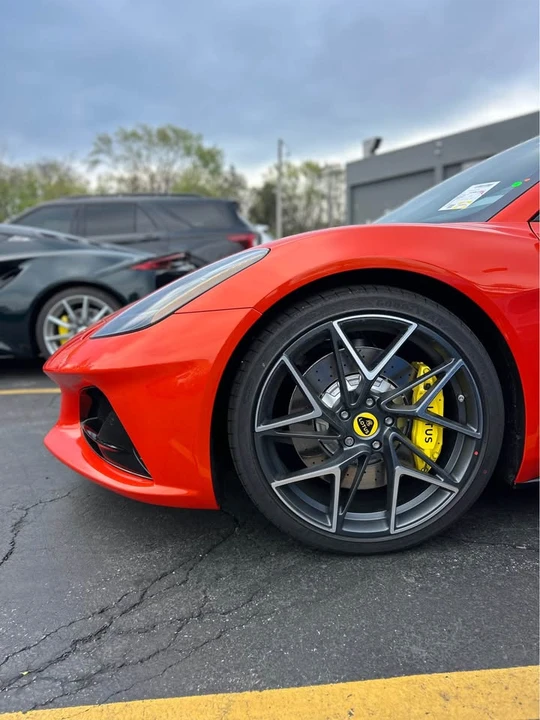 2026 Lotus Emira - Image 3 of 7