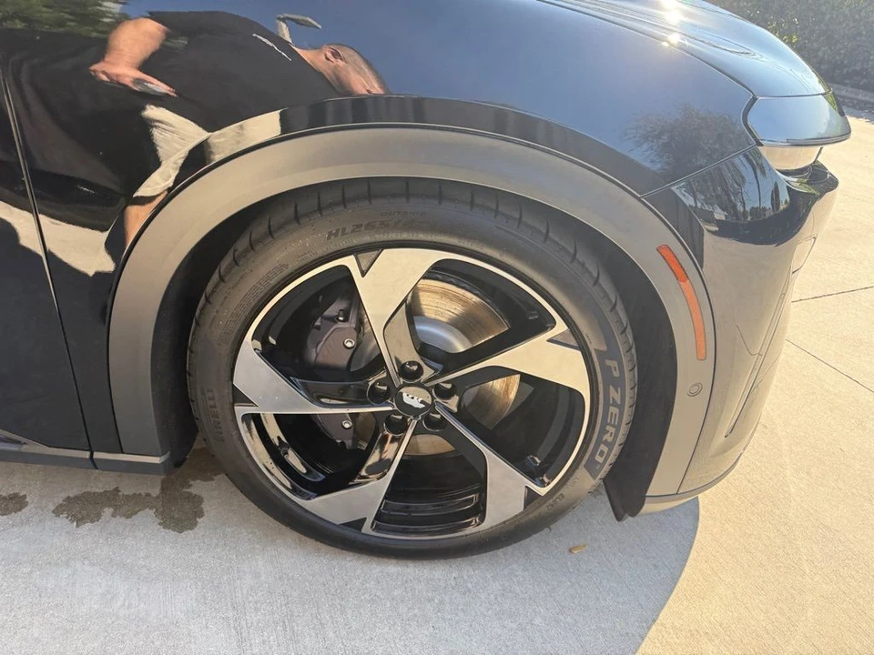 2026 Lucid Air - Image 10 of 21