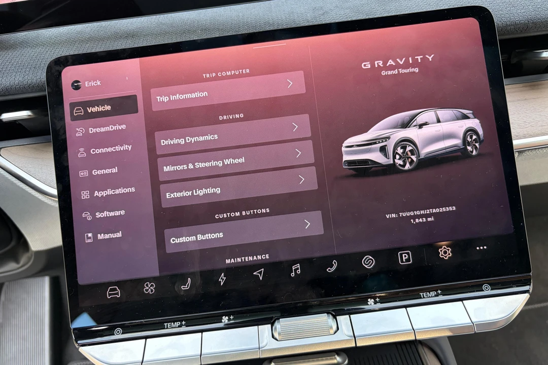 2026 Lucid Gravity - Image 31 of 31